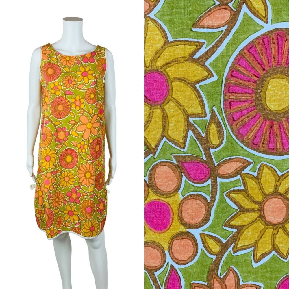 Vintage 1960s House Dress Groovy Floral Print Pink Green Shift | B 37"